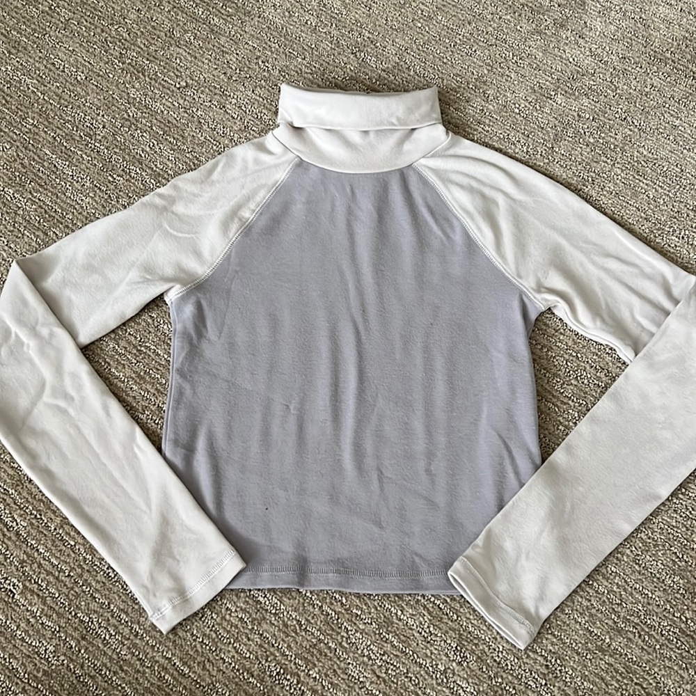 ARITZIA Sunday Best Turtleneck